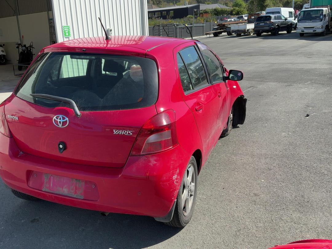 Photo '5' of Toyota Yaris Photo '5' of Toyota Yaris