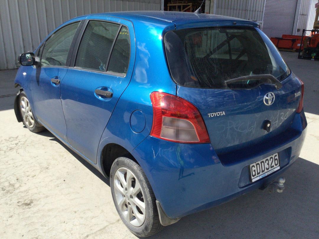 Photo '5' of Toyota Yaris Photo '5' of Toyota Yaris