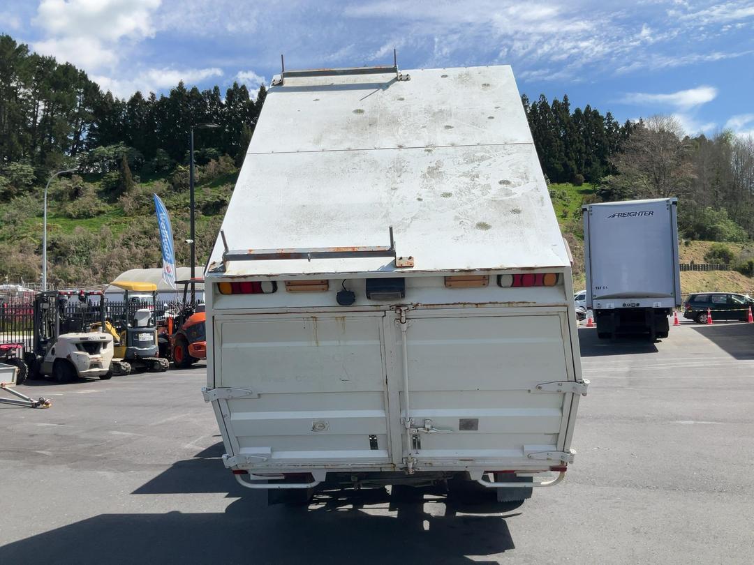Photo '5' of Volkswagen Crafter BOX  BODY Tipper
