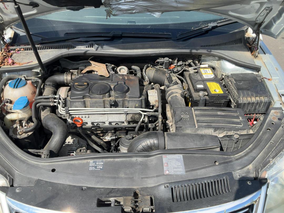 Photo '2' of Volkswagen EOS Photo '2' of Volkswagen EOS