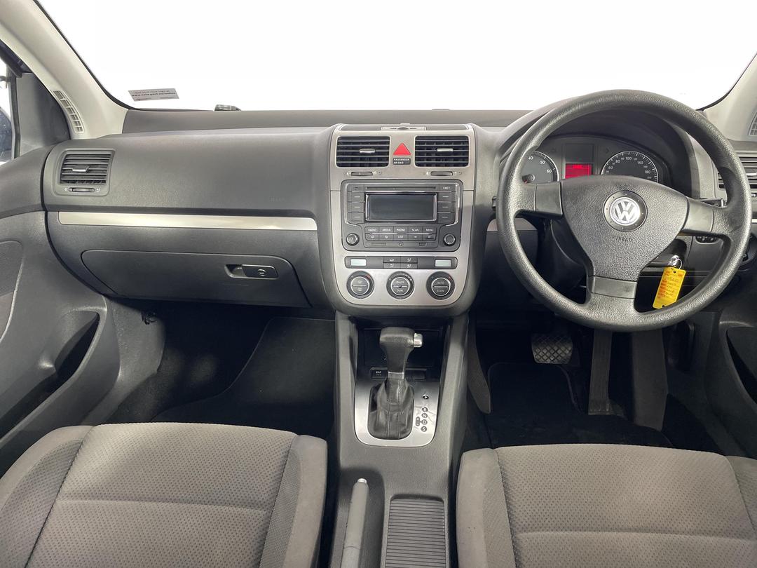 Photo '17' of Volkswagen Golf