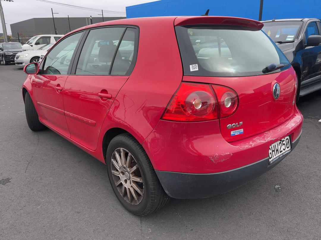 Photo '7' of Volkswagen Golf