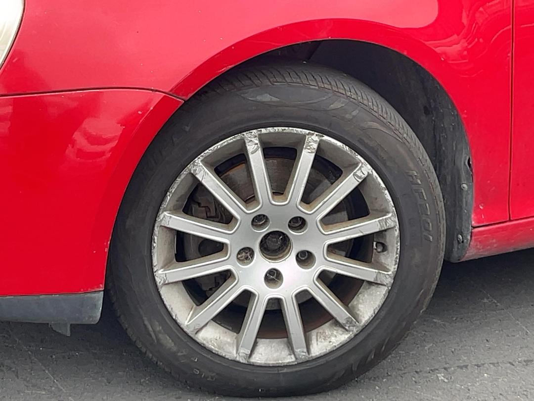 Photo '8' of Volkswagen Golf