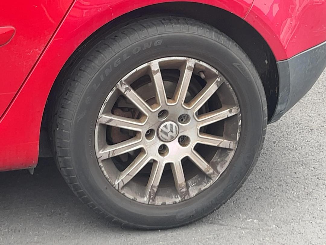 Photo '9' of Volkswagen Golf