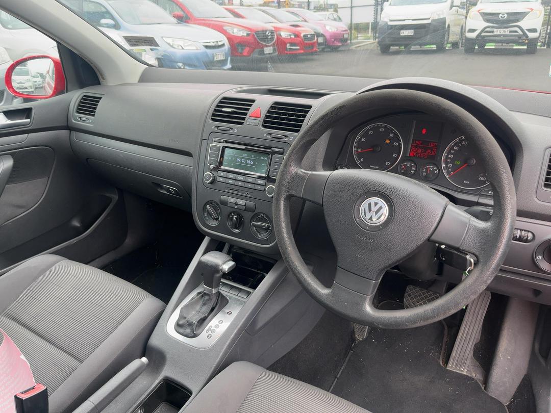 Photo '14' of Volkswagen Golf
