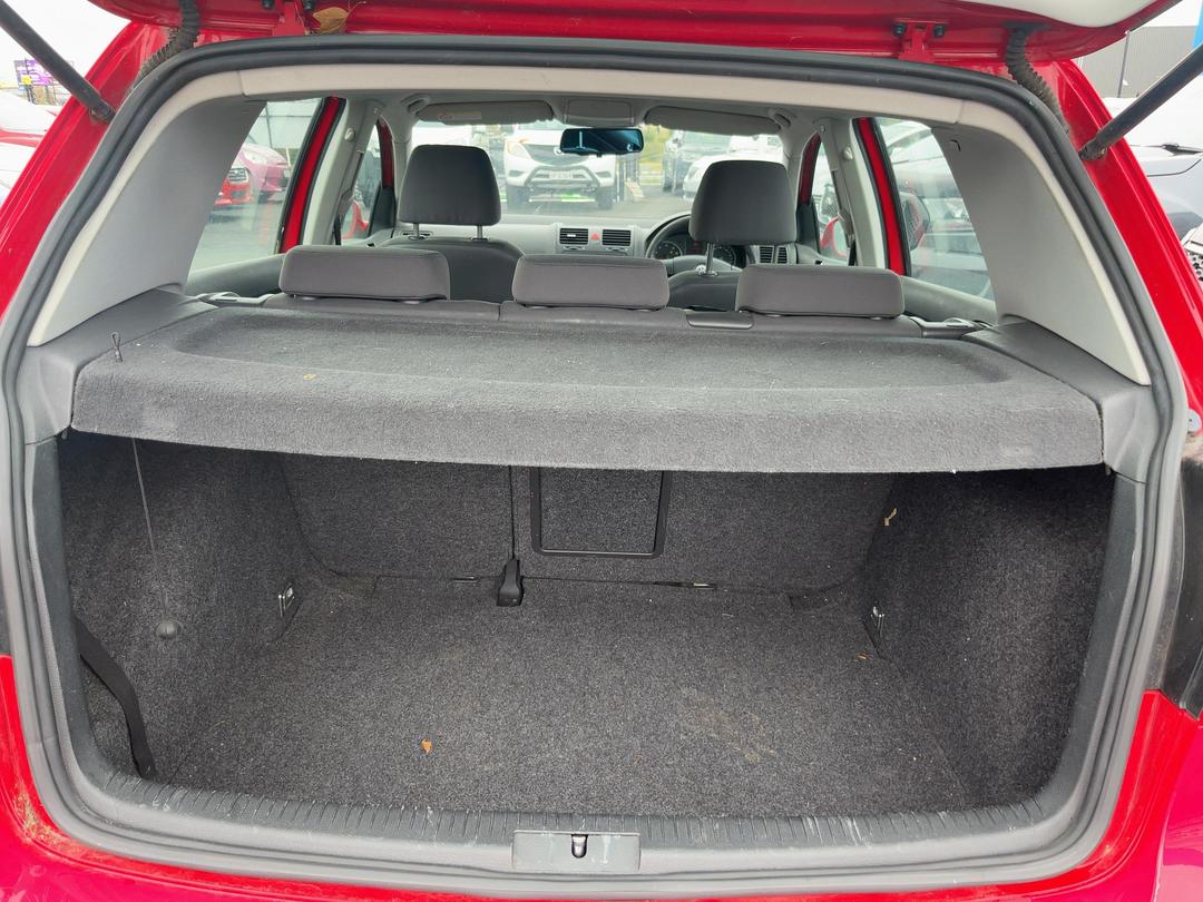 Photo '17' of Volkswagen Golf