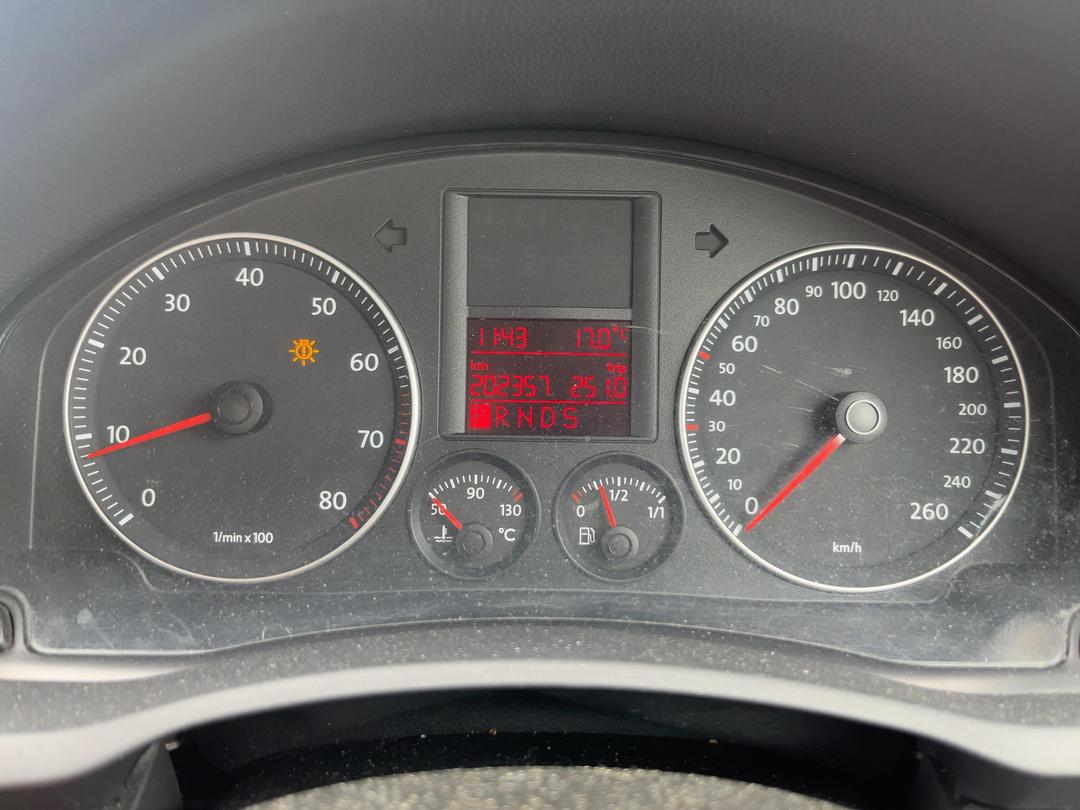 Photo '20' of Volkswagen Golf