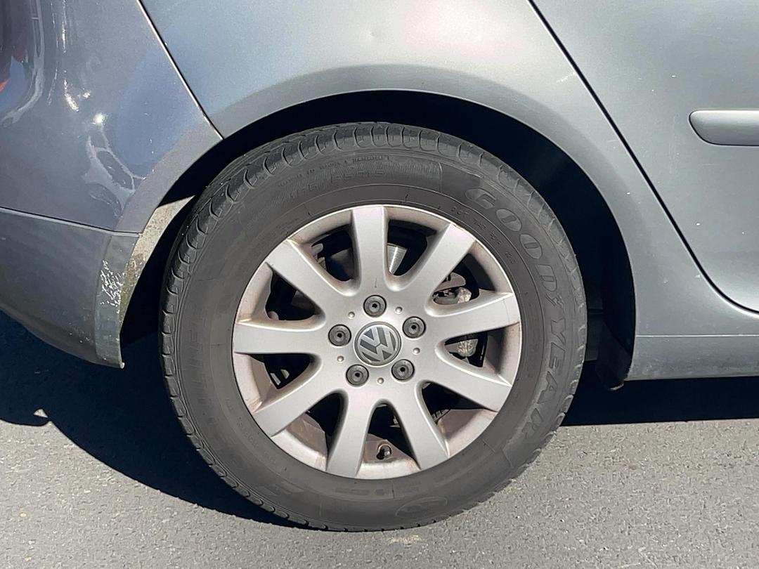 Photo '9' of Volkswagen Golf