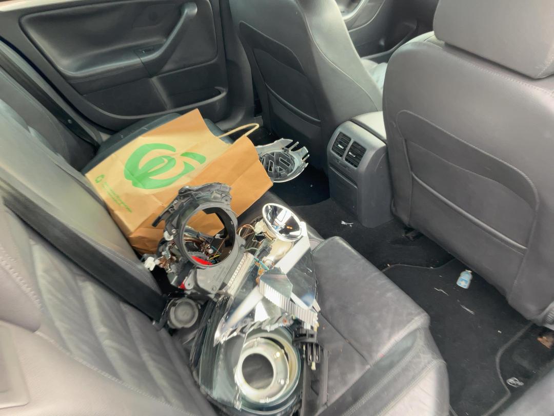 Photo '11' of Volkswagen Golf R32