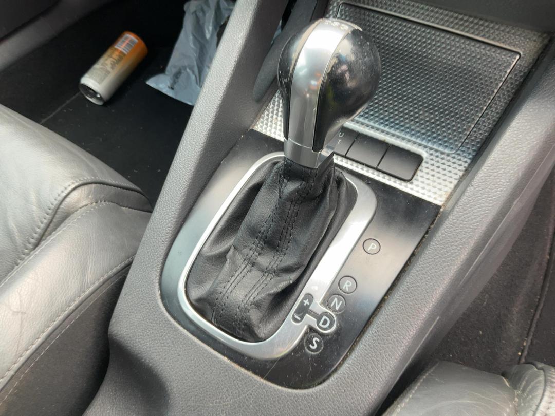 Photo '9' of Volkswagen Golf R32