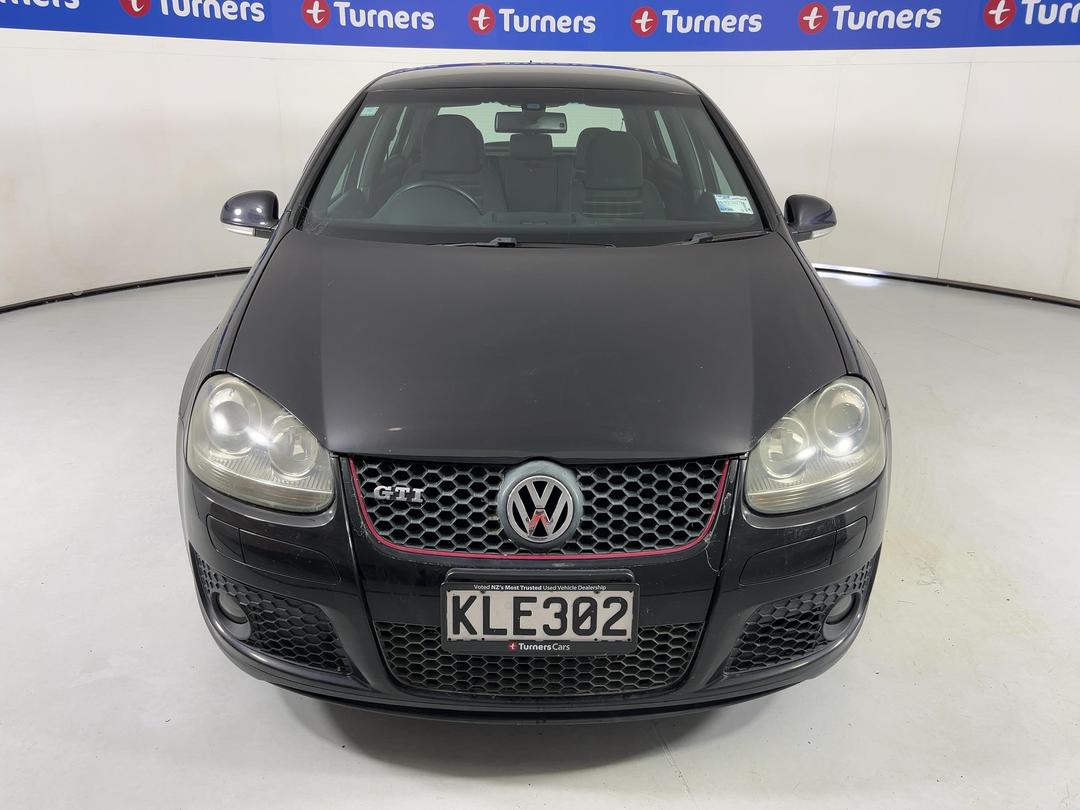 Photo '2' of Volkswagen Golf