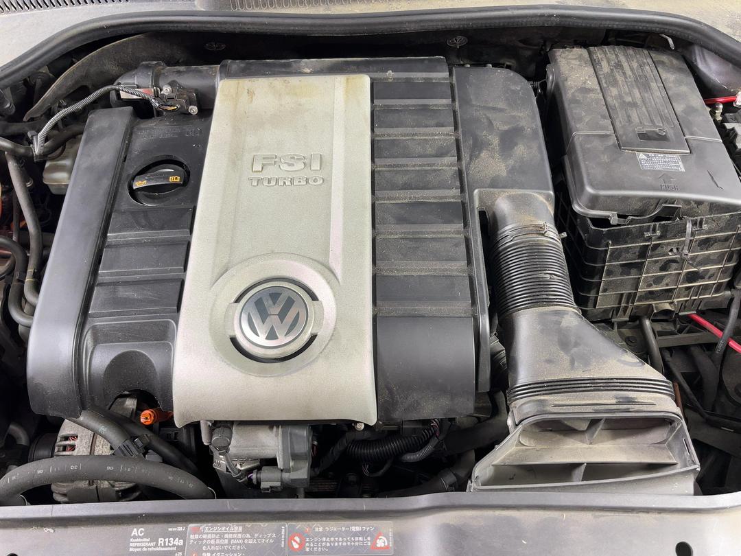 Photo '13' of Volkswagen Golf