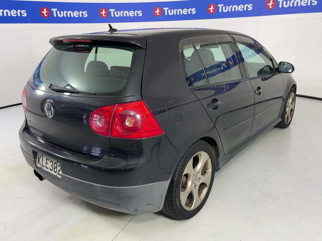 Photo '7' of Volkswagen Golf