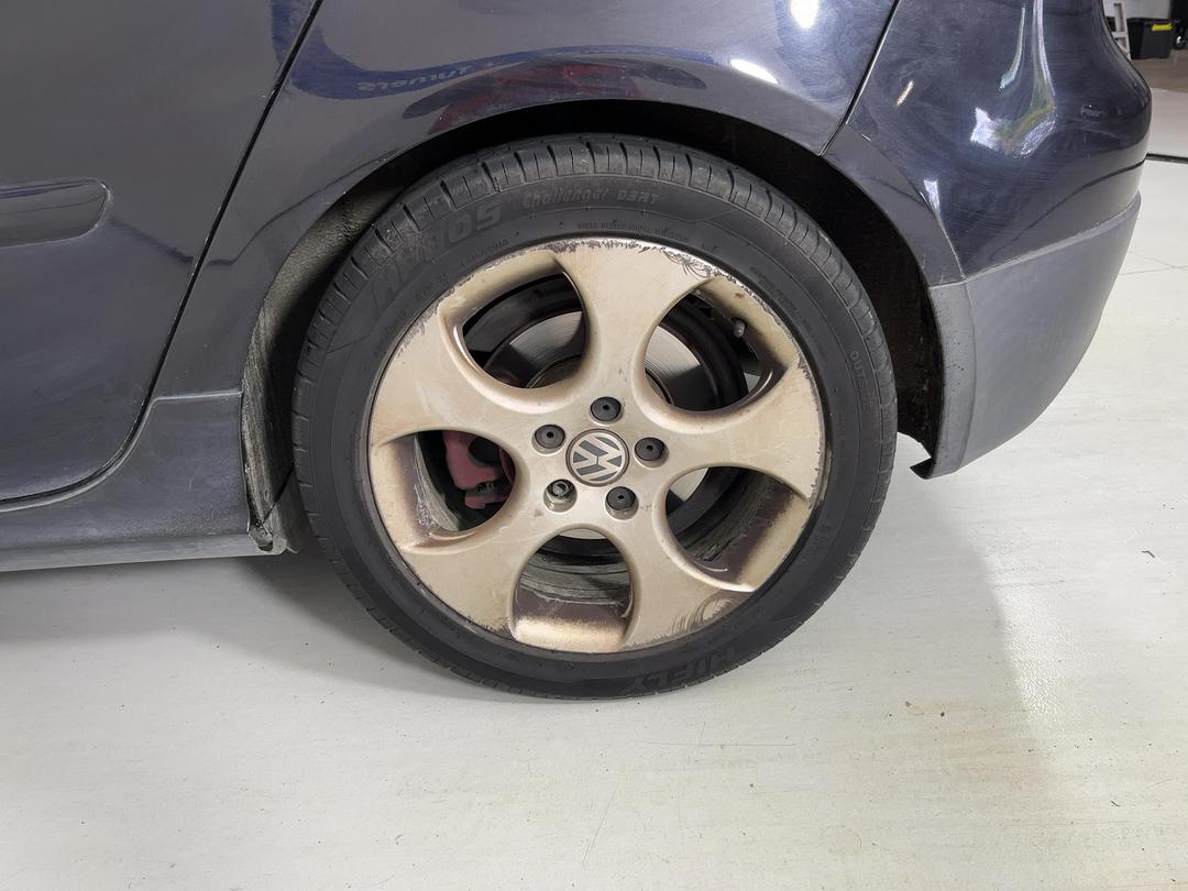 Photo '11' of Volkswagen Golf