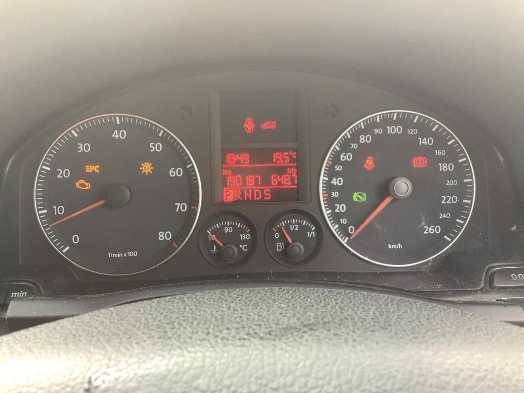 Photo '16' of Volkswagen Golf 1.6 Photo '16' of Volkswagen Golf 1.6
