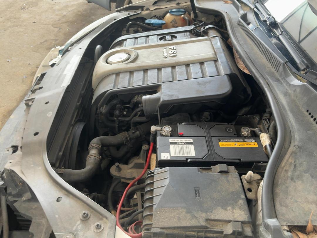 Photo '8' of Volkswagen Golf Photo '8' of Volkswagen Golf