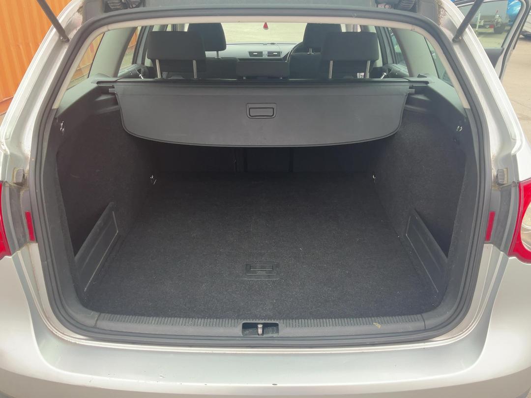 Photo '15' of Volkswagen Passat Variant 2.0 Photo '15' of Volkswagen Passat Variant 2.0