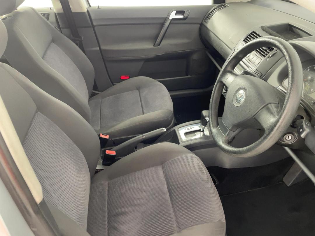 Photo '16' of Volkswagen Polo