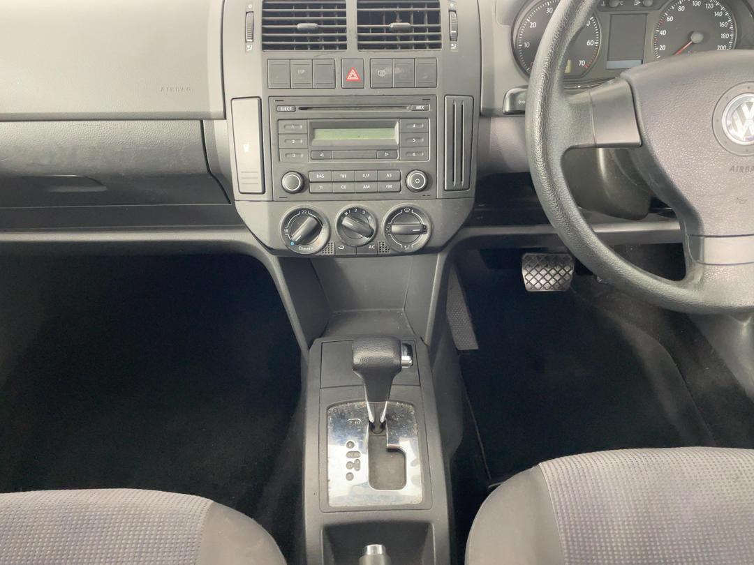 Photo '18' of Volkswagen Polo