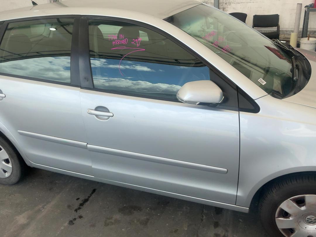 Photo '3' of Volkswagen Polo Photo '3' of Volkswagen Polo
