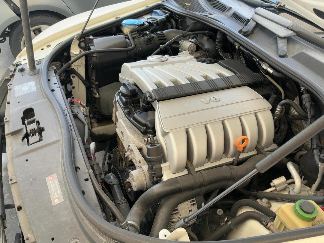 Photo '12' of Volkswagen Touareg 3.6V6