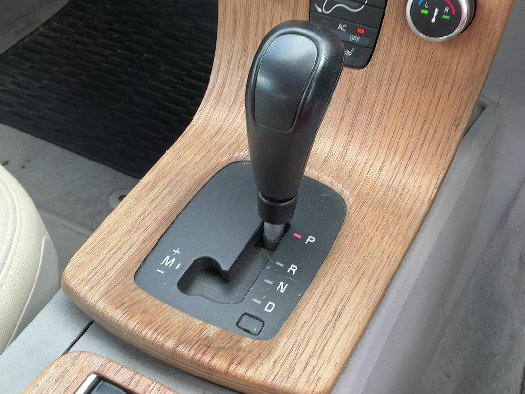 Photo '9' of Volvo C70 Photo '9' of Volvo C70