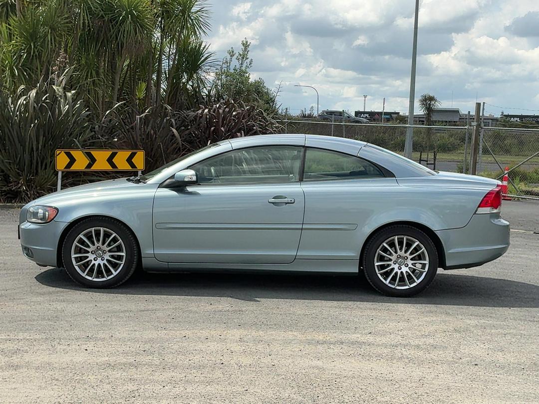 Photo '4' of Volvo C70 Photo '4' of Volvo C70