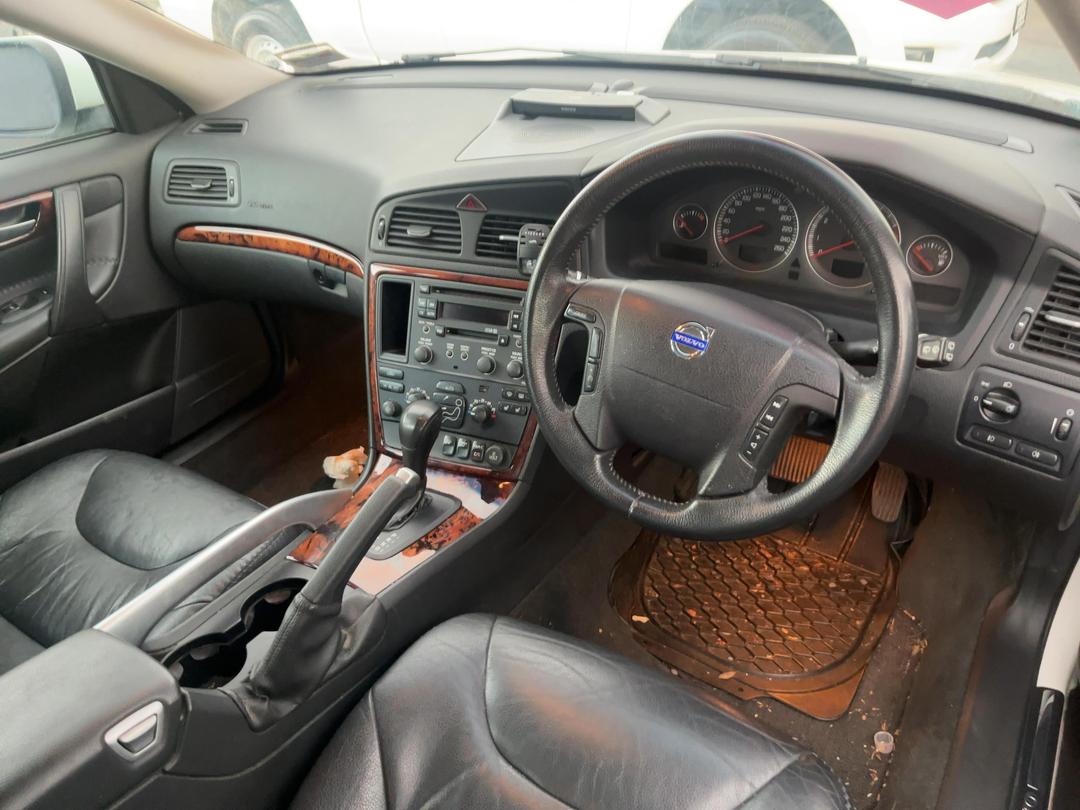 Photo '6' of Volvo XC70