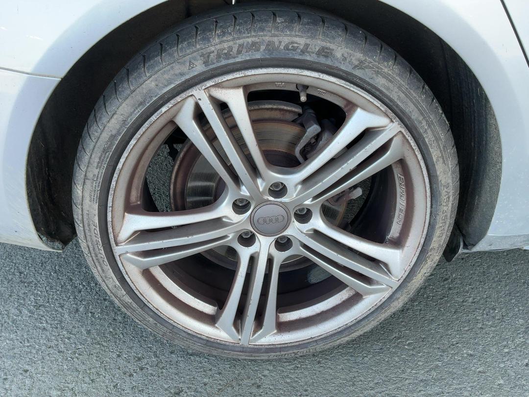Photo '8' of Audi A4 1.8 Tfsi Photo '8' of Audi A4 1.8 Tfsi