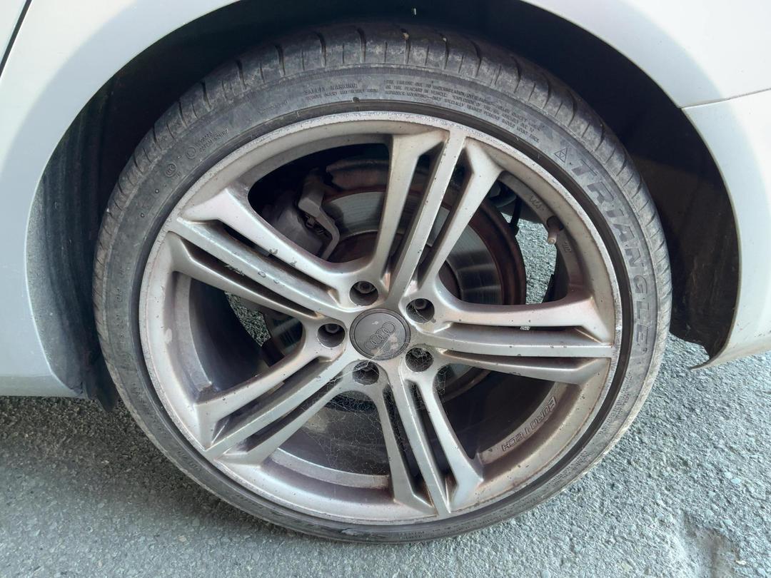 Photo '11' of Audi A4 1.8 Tfsi Photo '11' of Audi A4 1.8 Tfsi