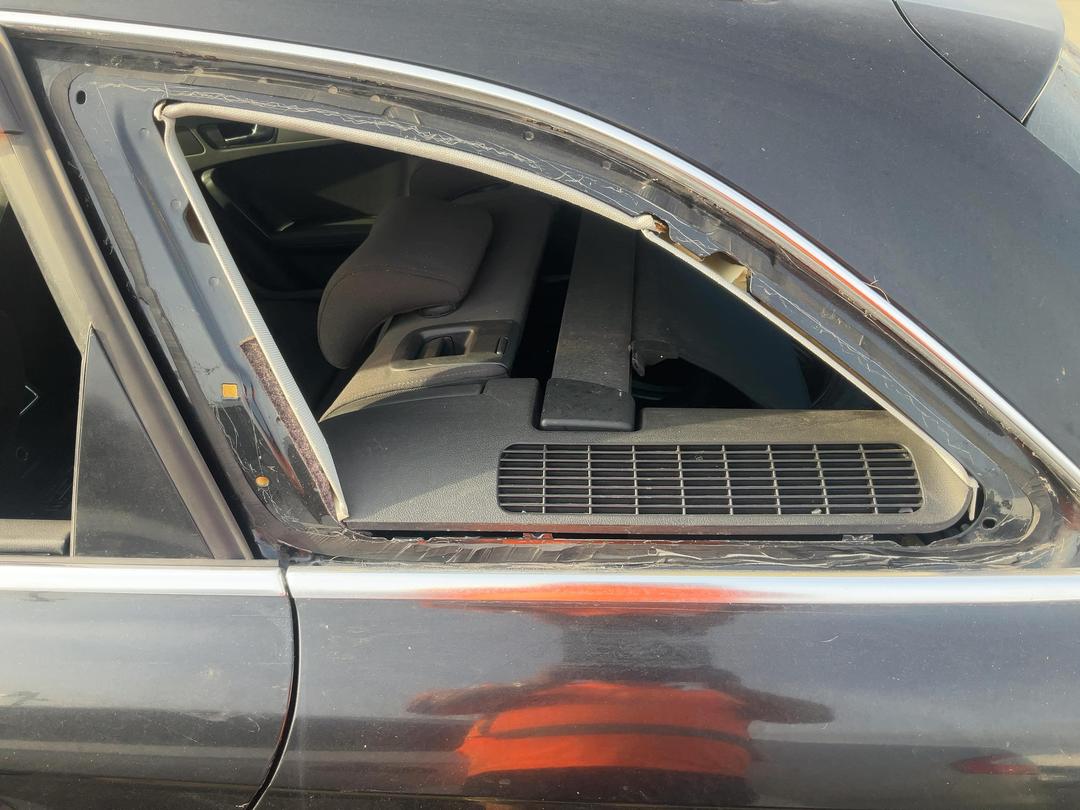 Photo '12' of Audi A4 1.8T