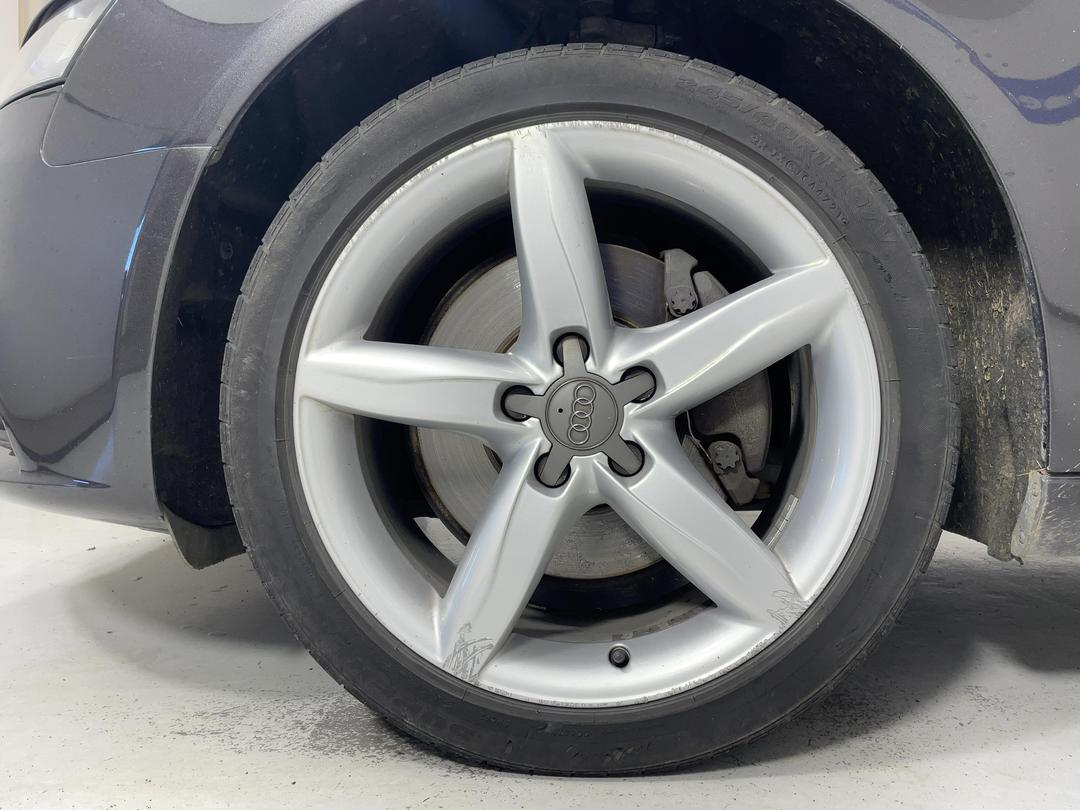 Photo '5' of Audi A4 FSI Quattro TIP