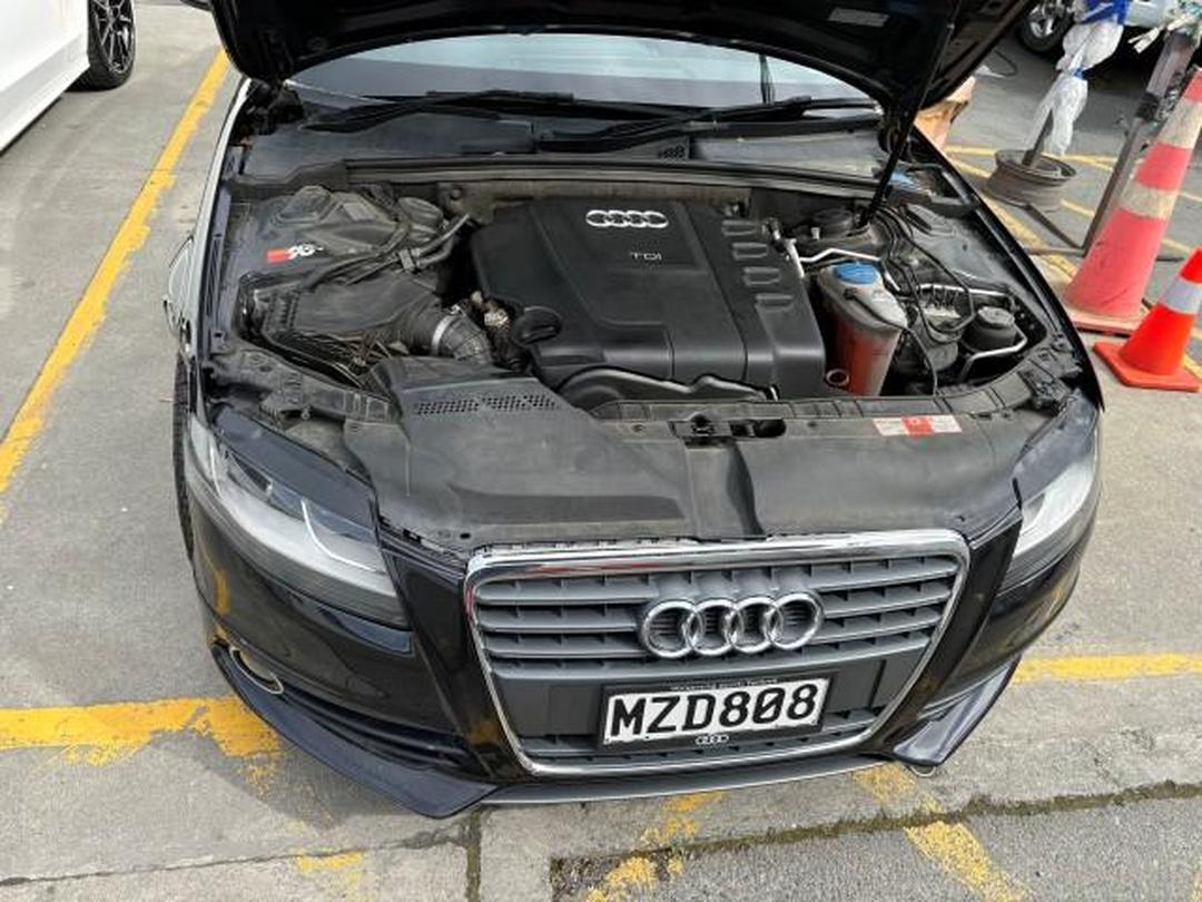 Photo '3' of Audi A4 TDI Multi Photo '3' of Audi A4 TDI Multi