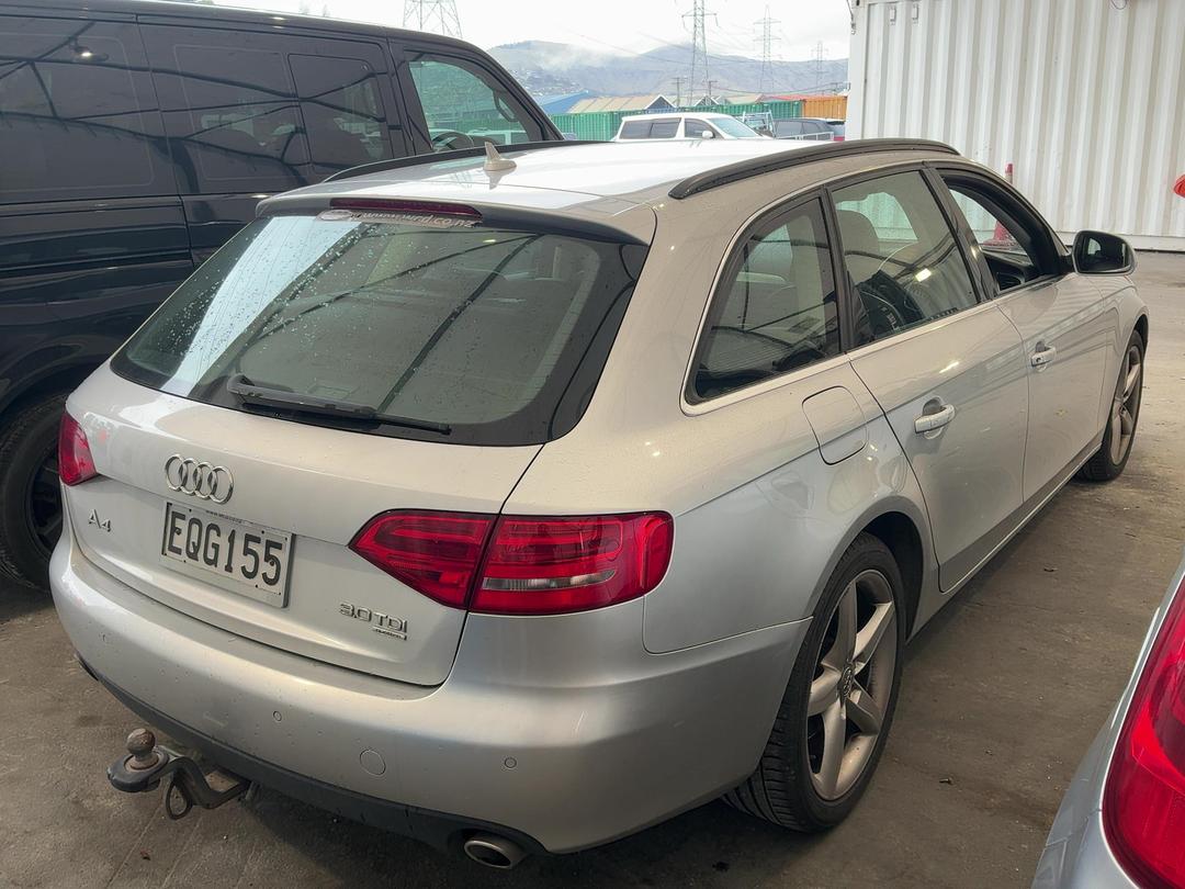 Photo '4' of Audi A4 TDI Q TIP Avant Photo '4' of Audi A4 TDI Q TIP Avant