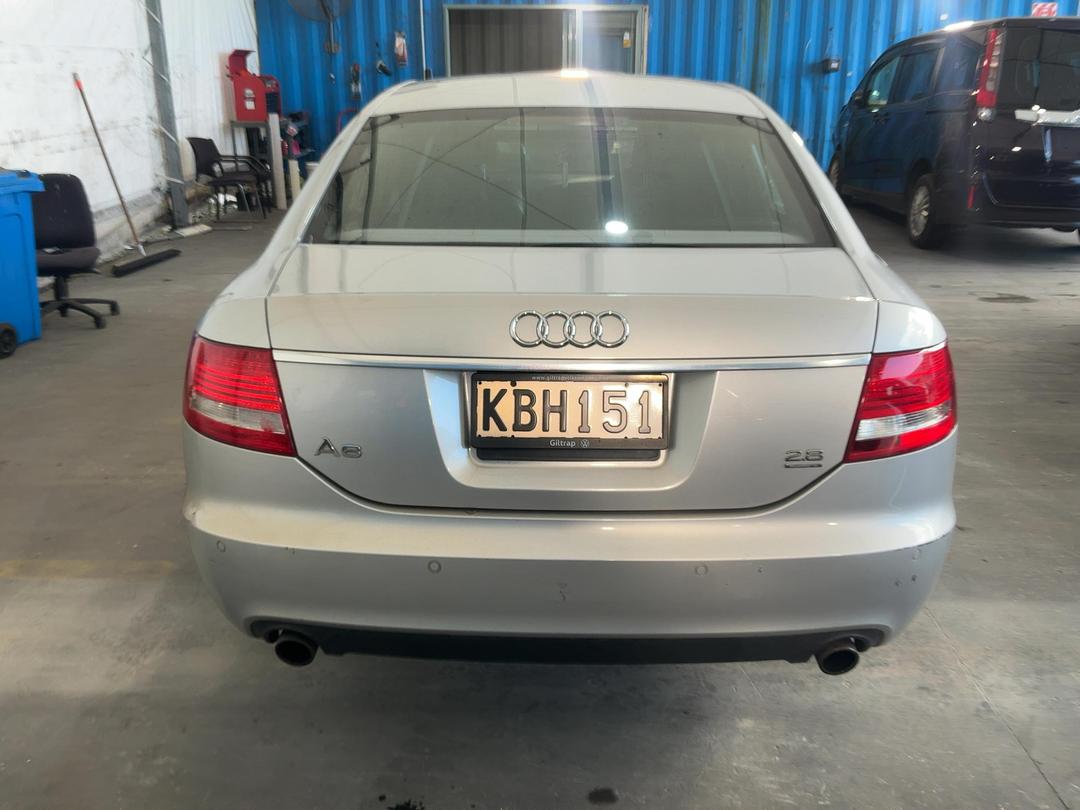 Photo '5' of Audi A6 2.8 Quattro