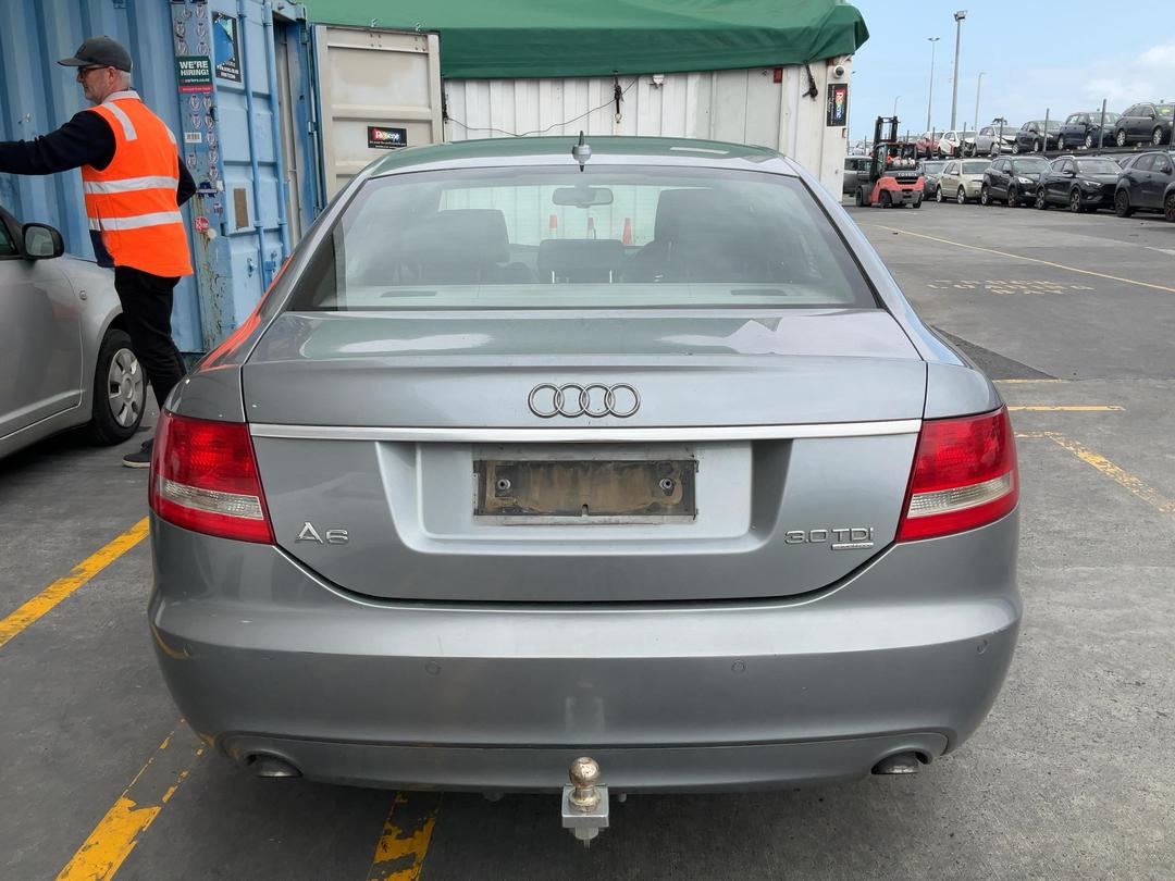 Photo '8' of Audi A6 TDI Quattro Photo '8' of Audi A6 TDI Quattro
