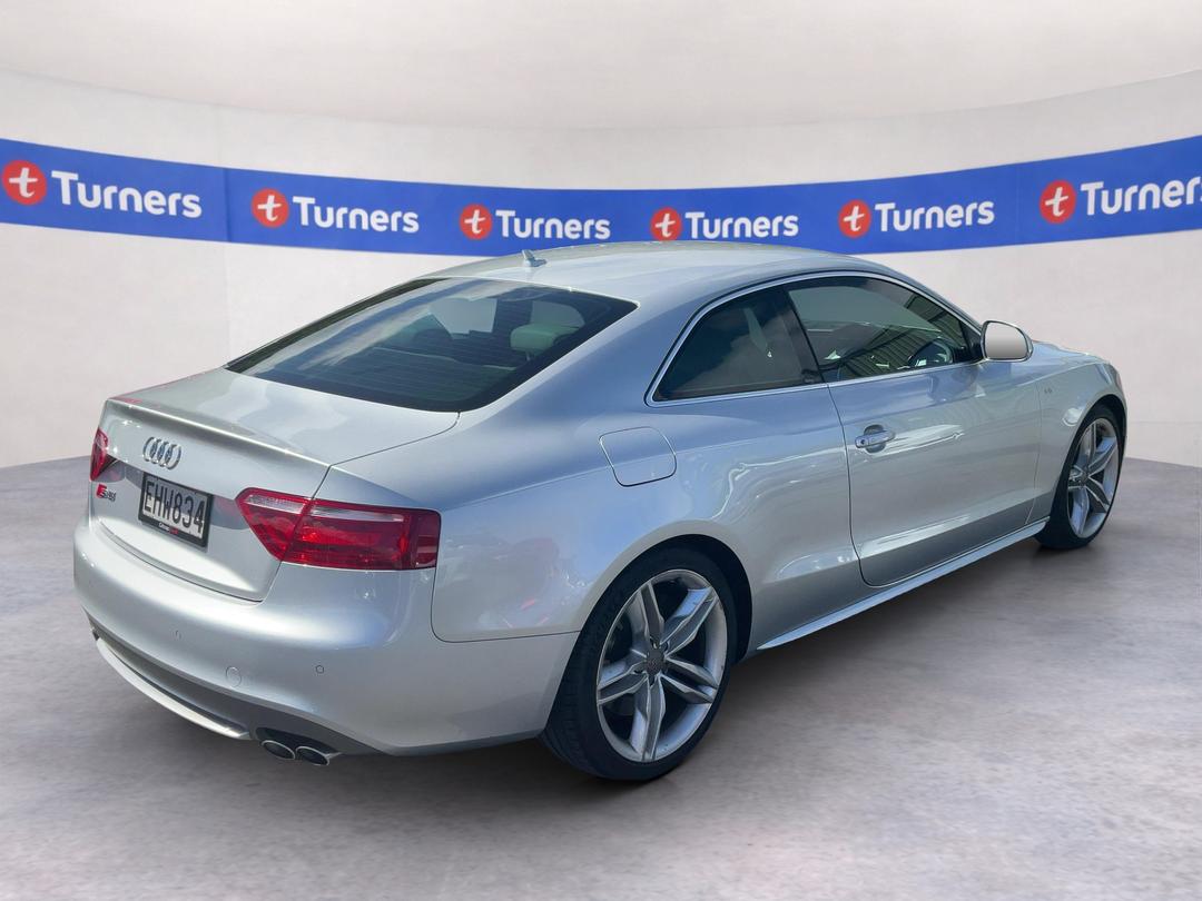 Photo '4' of Audi S5 FSI Quattro Photo '4' of Audi S5 FSI Quattro