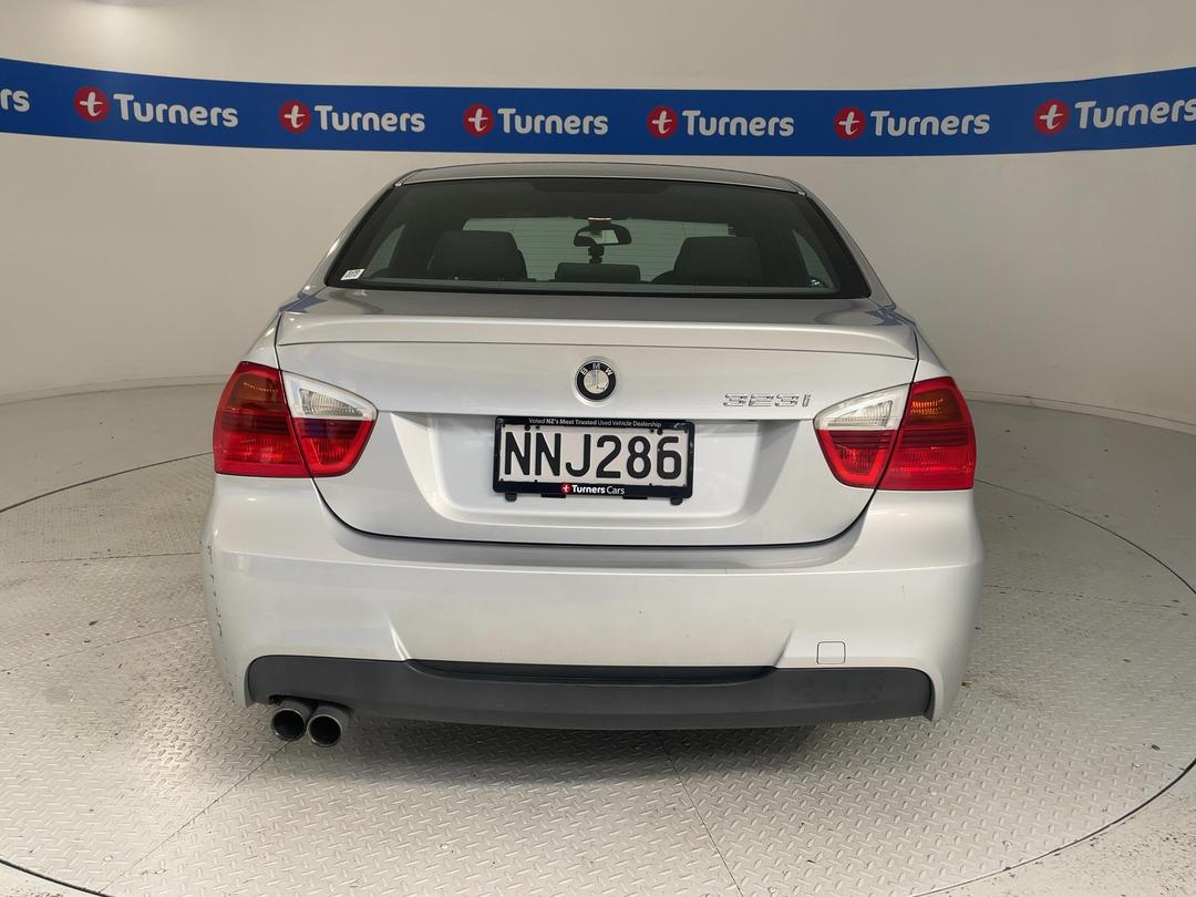Photo '6' of BMW 3 Series