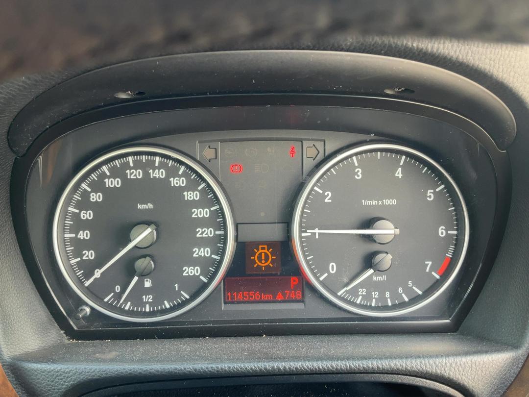 Photo '8' of BMW 3 Series 320I Photo '8' of BMW 3 Series 320I