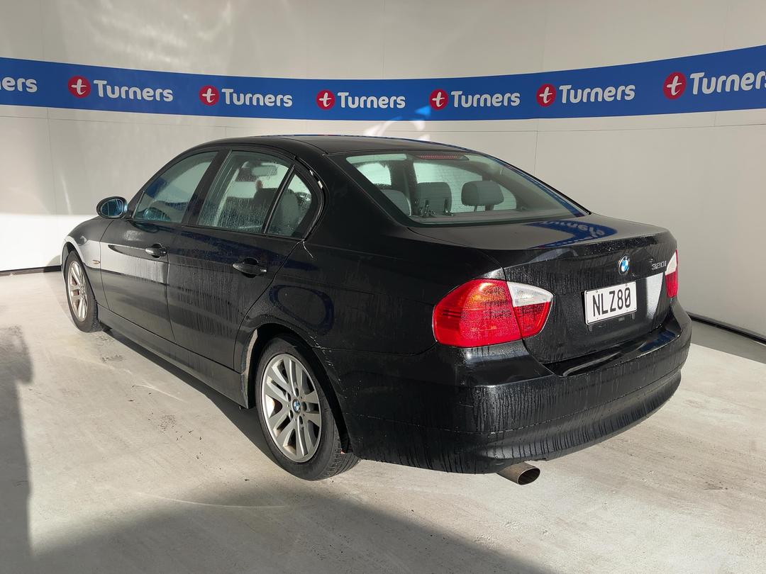 Photo '7' of BMW 3 Series 320I Photo '7' of BMW 3 Series 320I
