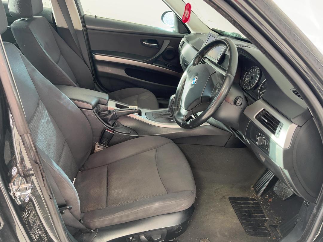 Photo '9' of BMW 3 Series 320I Photo '9' of BMW 3 Series 320I