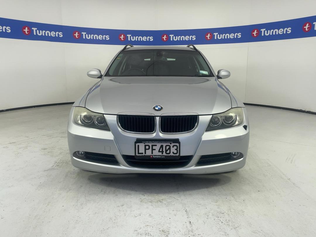 Photo '2' of BMW 3 Series 320I Touring Photo '2' of BMW 3 Series 320I Touring