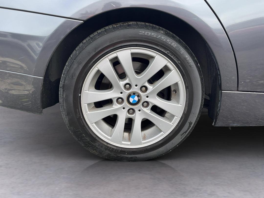Photo '10' of BMW 3 Series 320I Touring