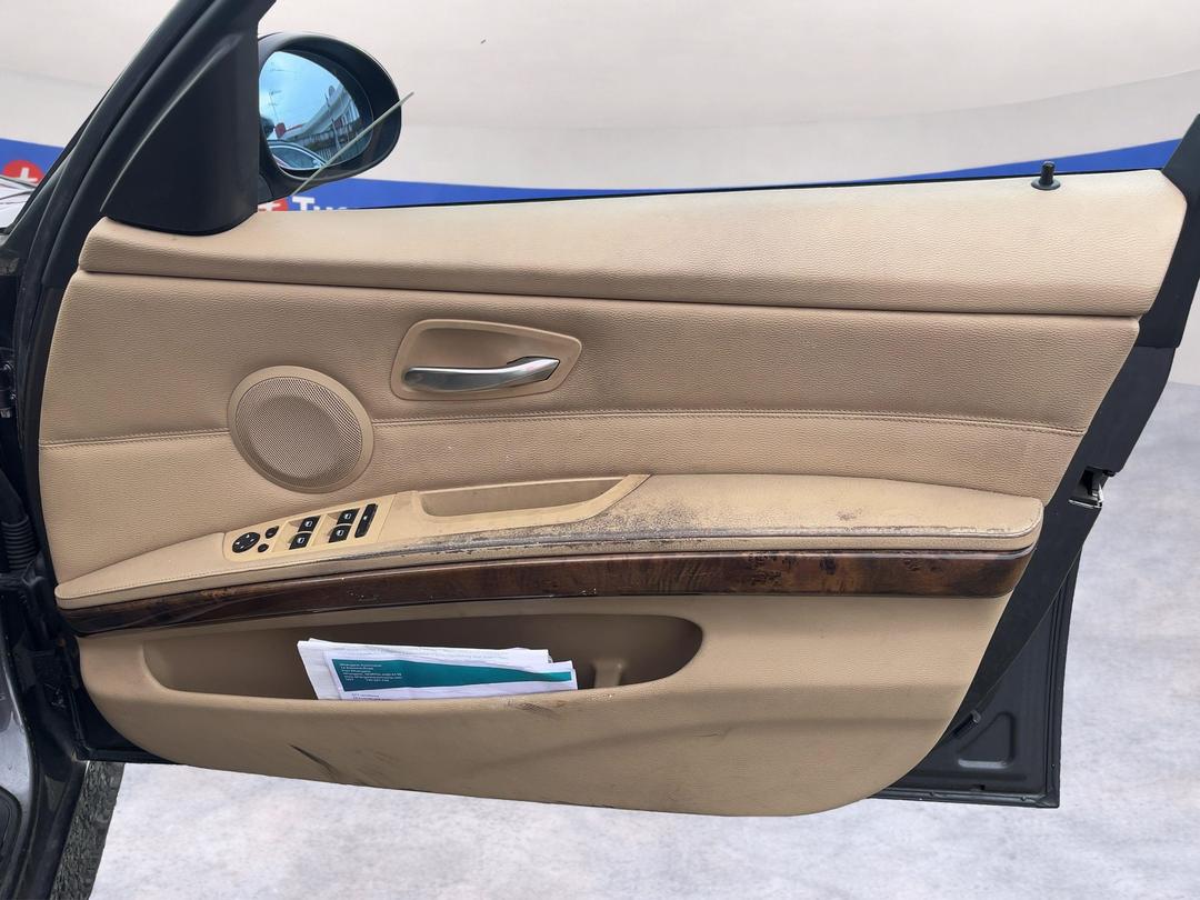 Photo '13' of BMW 3 Series 320I Touring