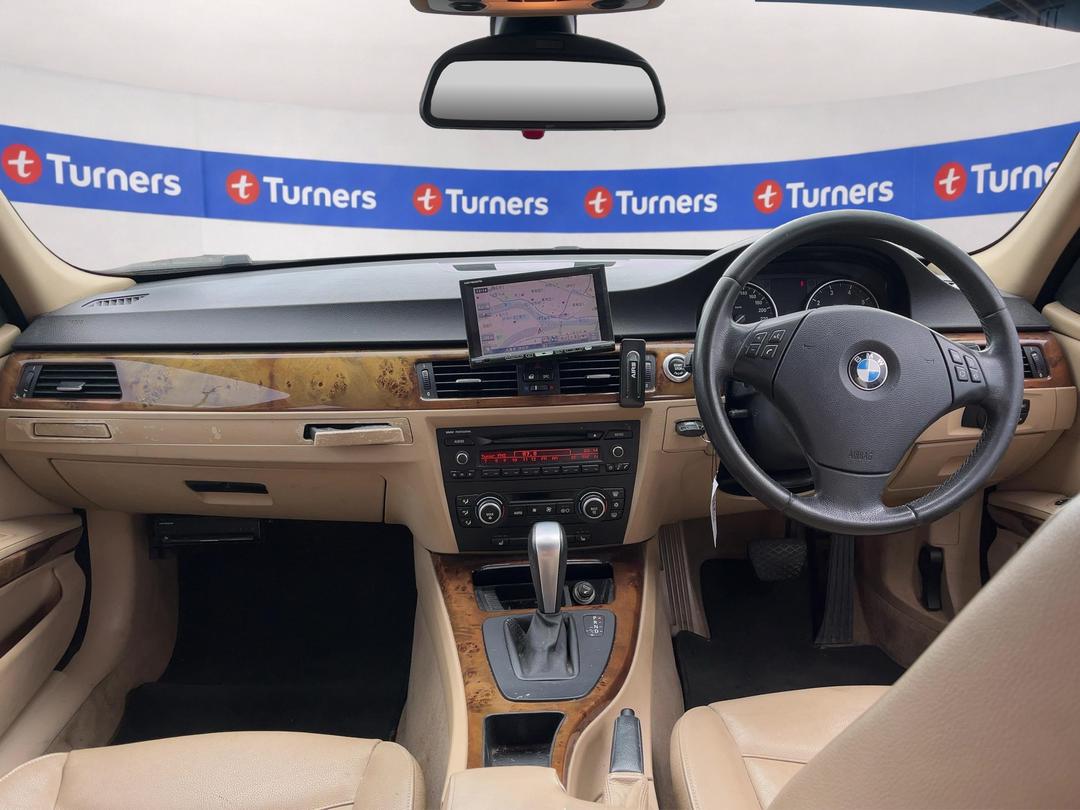 Photo '15' of BMW 3 Series 320I Touring