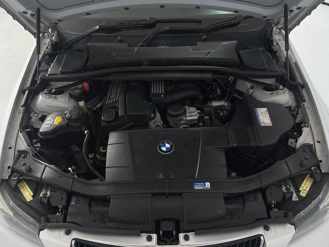 Photo '11' of BMW 320I