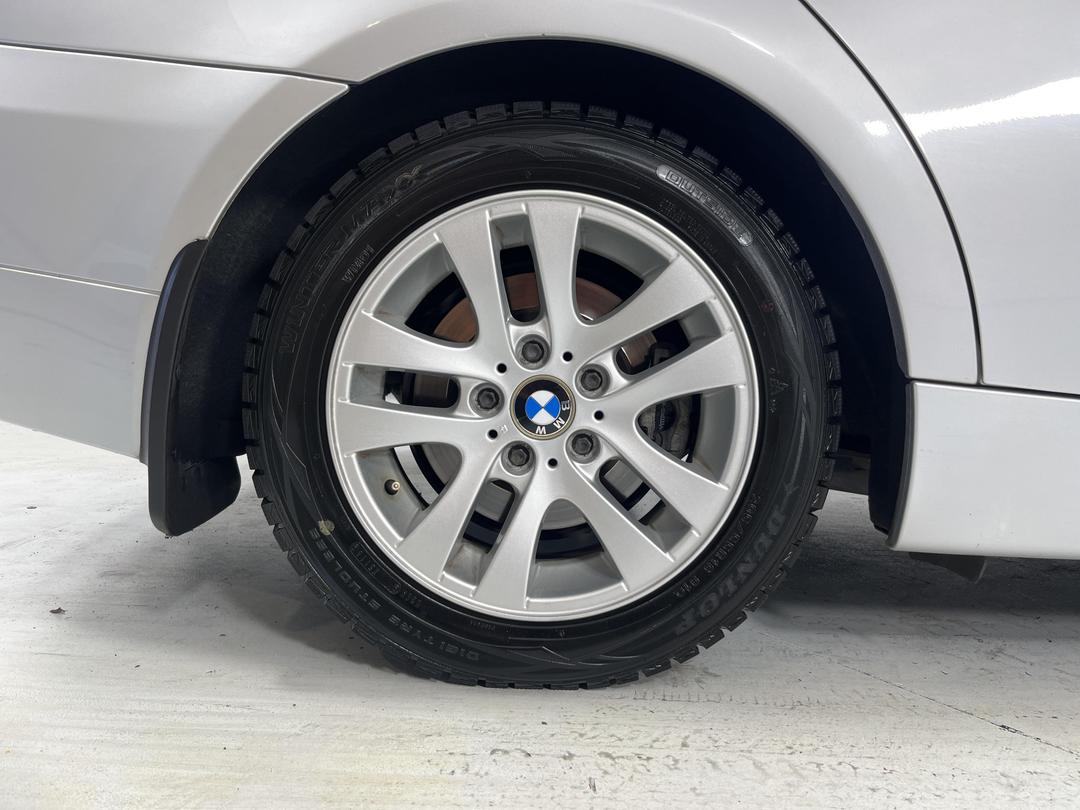 Photo '10' of BMW 320I