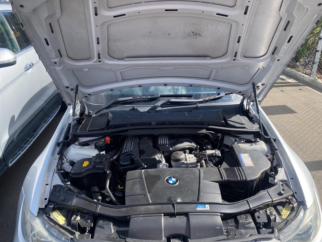 Photo '32' of BMW 320I