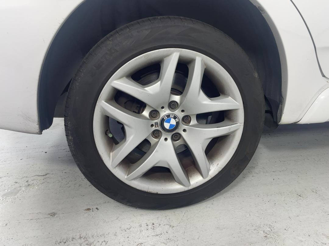 Photo '10' of BMW X3 2.5SI Photo '10' of BMW X3 2.5SI