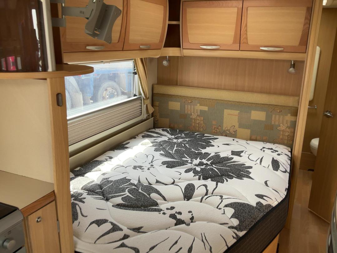 Photo '15' of Caravan Abbey Spectrum 540 Caravan - Tandem Photo '15' of Caravan Abbey Spectrum 540 Caravan - Tandem